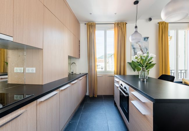 Appartement à Nice - Appartement 2 pieces LUXE - Climatisé - ACROPOLIS Appartement à Nice - Appartement 2 pieces LUXE - Climatisé - ACROPOLIS