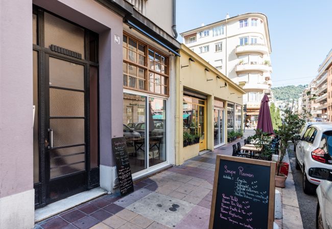 Appartement à Nice - Appartement 2 pieces LUXE - Climatisé - ACROPOLIS Appartement à Nice - Appartement 2 pieces LUXE - Climatisé - ACROPOLIS