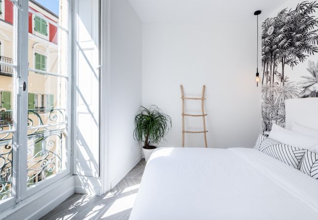 Appartement à Nice - Moderne 2 pieces - ZONE PIETONNE Appartement à Nice - Moderne 2 pieces - ZONE PIETONNE