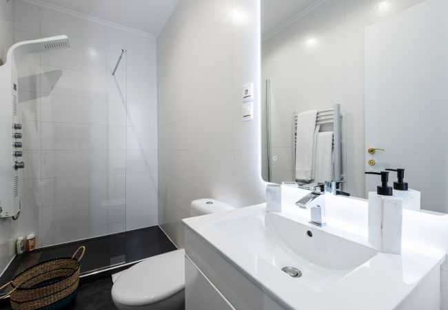 Appartement à Nice - Moderne 2 pieces - ZONE PIETONNE Appartement à Nice - Moderne 2 pieces - ZONE PIETONNE