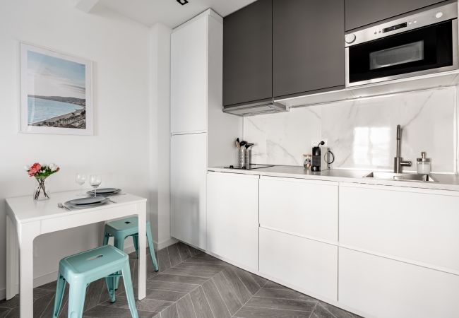 Appartement à Nice - Moderne 2 pieces Port de Nice Appartement à Nice - Moderne 2 pieces Port de Nice