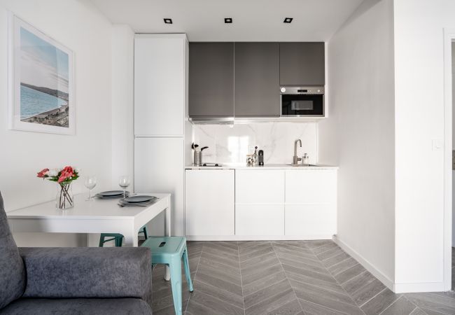 Appartement à Nice - Moderne 2 pieces Port de Nice Appartement à Nice - Moderne 2 pieces Port de Nice