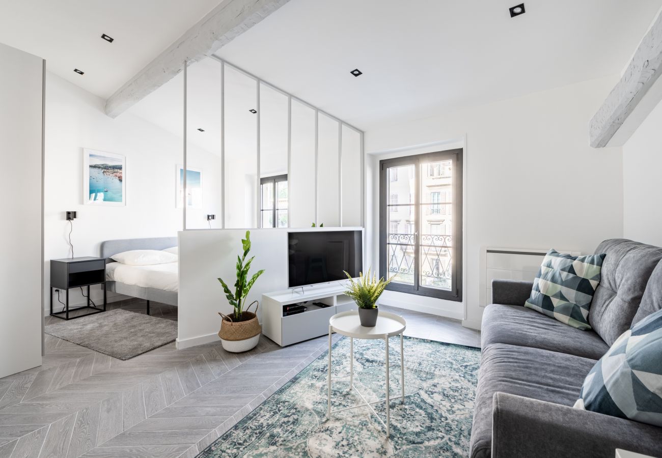 Appartement à Nice - Moderne 2 pieces Port de Nice