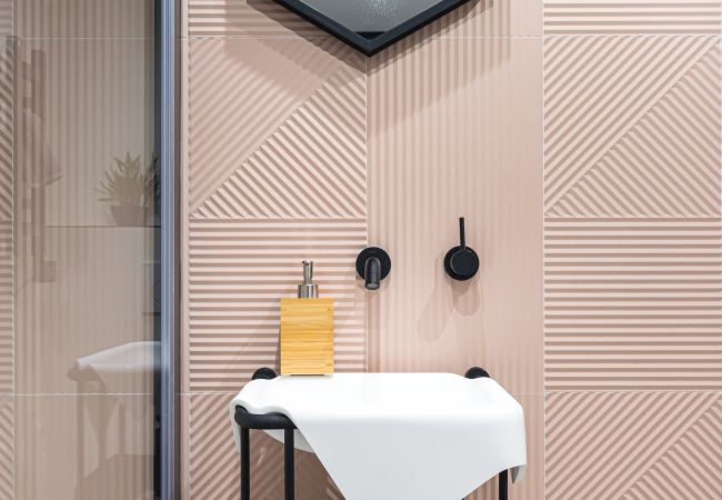 Studio à Nice - Studio Duplex - Vieux Nice - 100m de la mer Studio à Nice - Studio Duplex - Vieux Nice - 100m de la mer