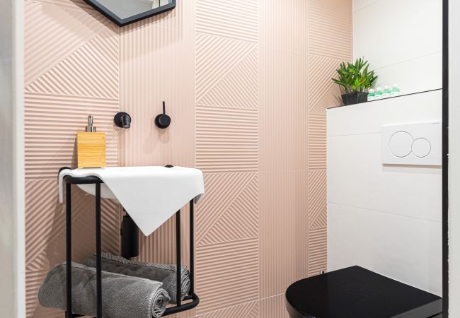 Studio à Nice - Studio Duplex - Vieux Nice - 100m de la mer Studio à Nice - Studio Duplex - Vieux Nice - 100m de la mer