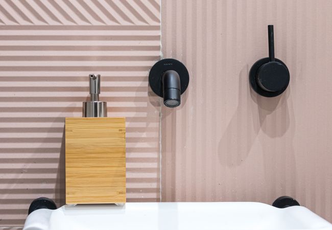 Studio à Nice - Studio Duplex - Vieux Nice - 100m de la mer Studio à Nice - Studio Duplex - Vieux Nice - 100m de la mer