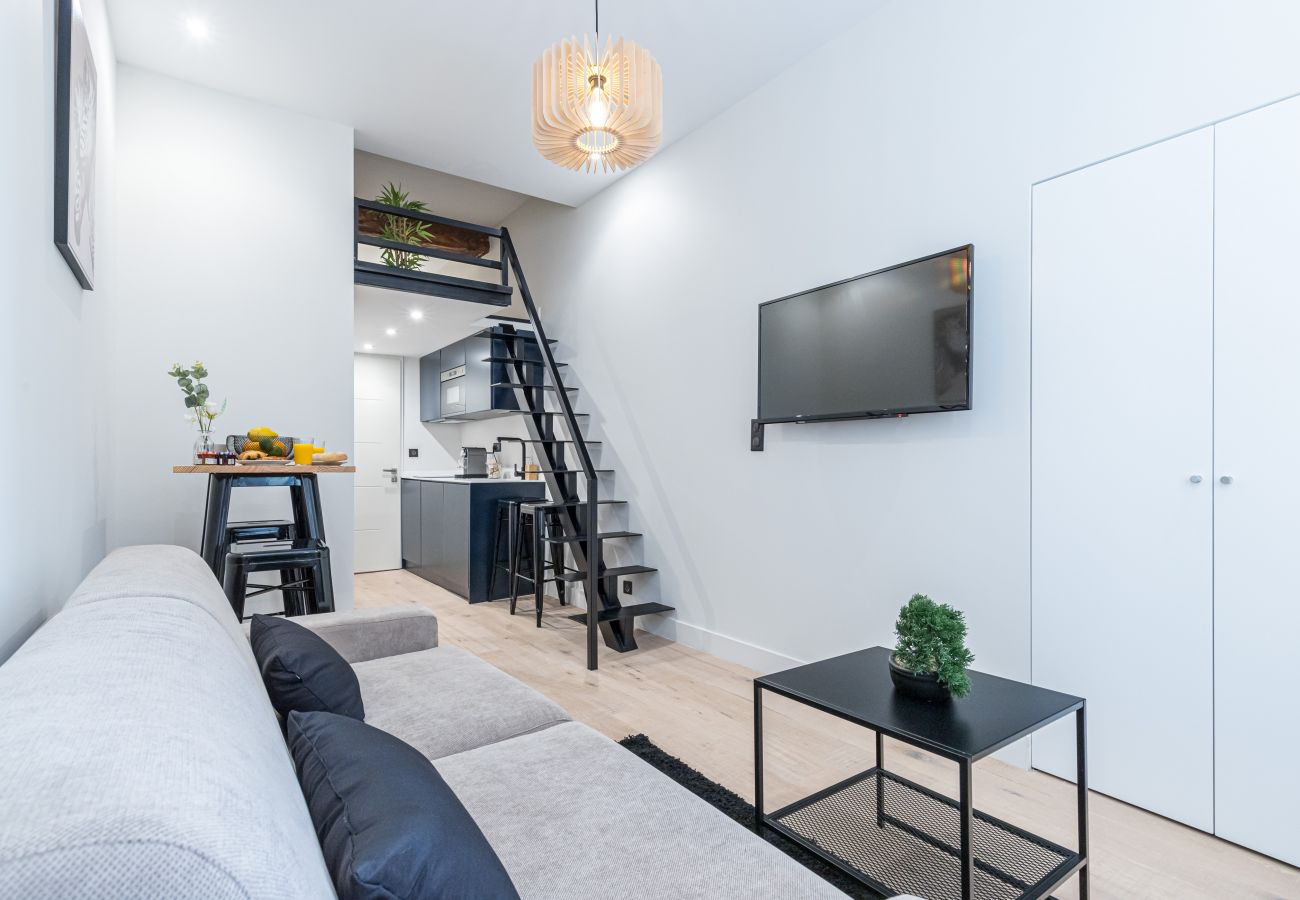 Studio à Nice - Studio Duplex - Vieux Nice - 100m de la mer Studio à Nice - Studio Duplex - Vieux Nice - 100m de la mer