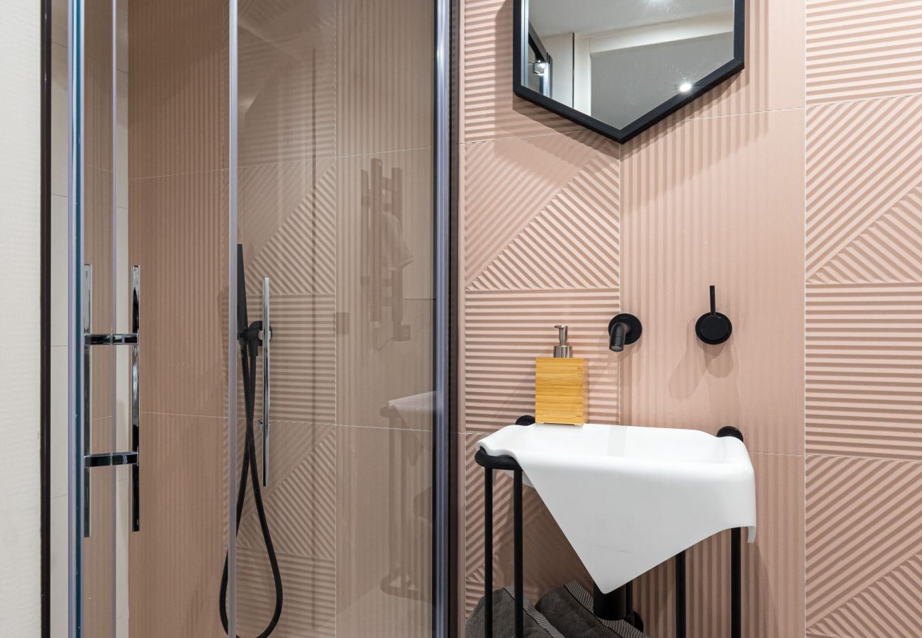 Studio à Nice - Studio Duplex - Vieux Nice - 100m de la mer Studio à Nice - Studio Duplex - Vieux Nice - 100m de la mer