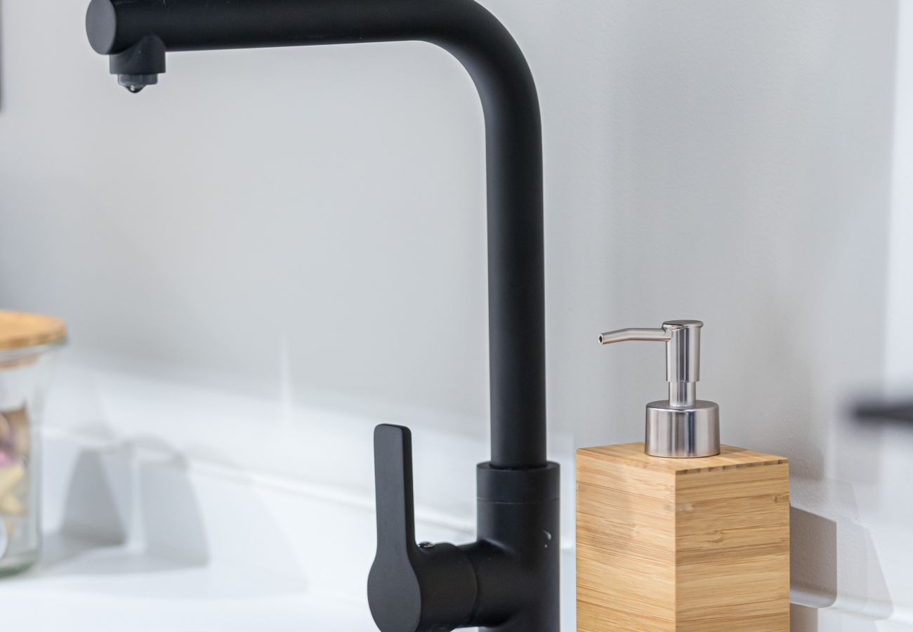 Studio à Nice - Studio Duplex - Vieux Nice - 100m de la mer Studio à Nice - Studio Duplex - Vieux Nice - 100m de la mer