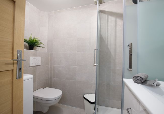 Appartement à Nice - Charmant 2 pieces rénové - dernier étage - A/C Appartement à Nice - Charmant 2 pieces rénové - dernier étage - A/C