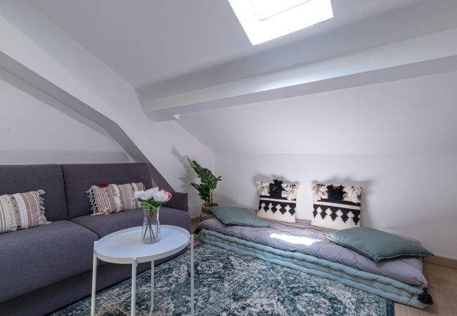 Appartement à Nice - Charmant 2 pieces rénové - dernier étage - A/C Appartement à Nice - Charmant 2 pieces rénové - dernier étage - A/C