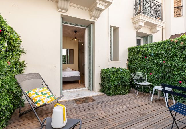 Studio à Nice - Magnifique Studio - Terrasse - A/C Studio à Nice - Magnifique Studio - Terrasse - A/C