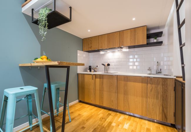 Appartement à Nice - Studio Mezzanine en plein coeur du vieux Nice  Appartement à Nice - Studio Mezzanine en plein coeur du vieux Nice