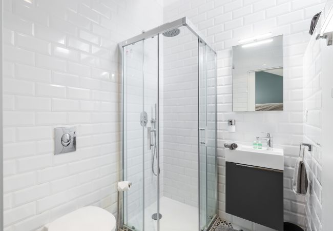 Appartement à Nice - Studio Mezzanine en plein coeur du vieux Nice  Appartement à Nice - Studio Mezzanine en plein coeur du vieux Nice