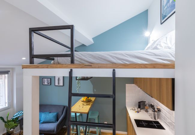 Appartement à Nice - Studio Mezzanine en plein coeur du vieux Nice  Appartement à Nice - Studio Mezzanine en plein coeur du vieux Nice