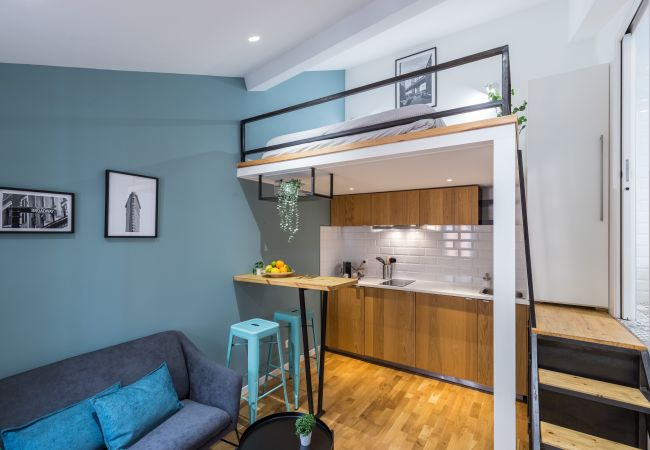 Appartement à Nice - Studio Mezzanine en plein coeur du vieux Nice  Appartement à Nice - Studio Mezzanine en plein coeur du vieux Nice