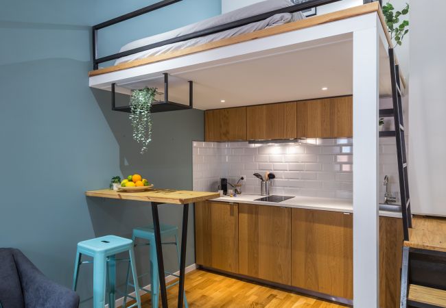 Appartement à Nice - Studio Mezzanine en plein coeur du vieux Nice  Appartement à Nice - Studio Mezzanine en plein coeur du vieux Nice