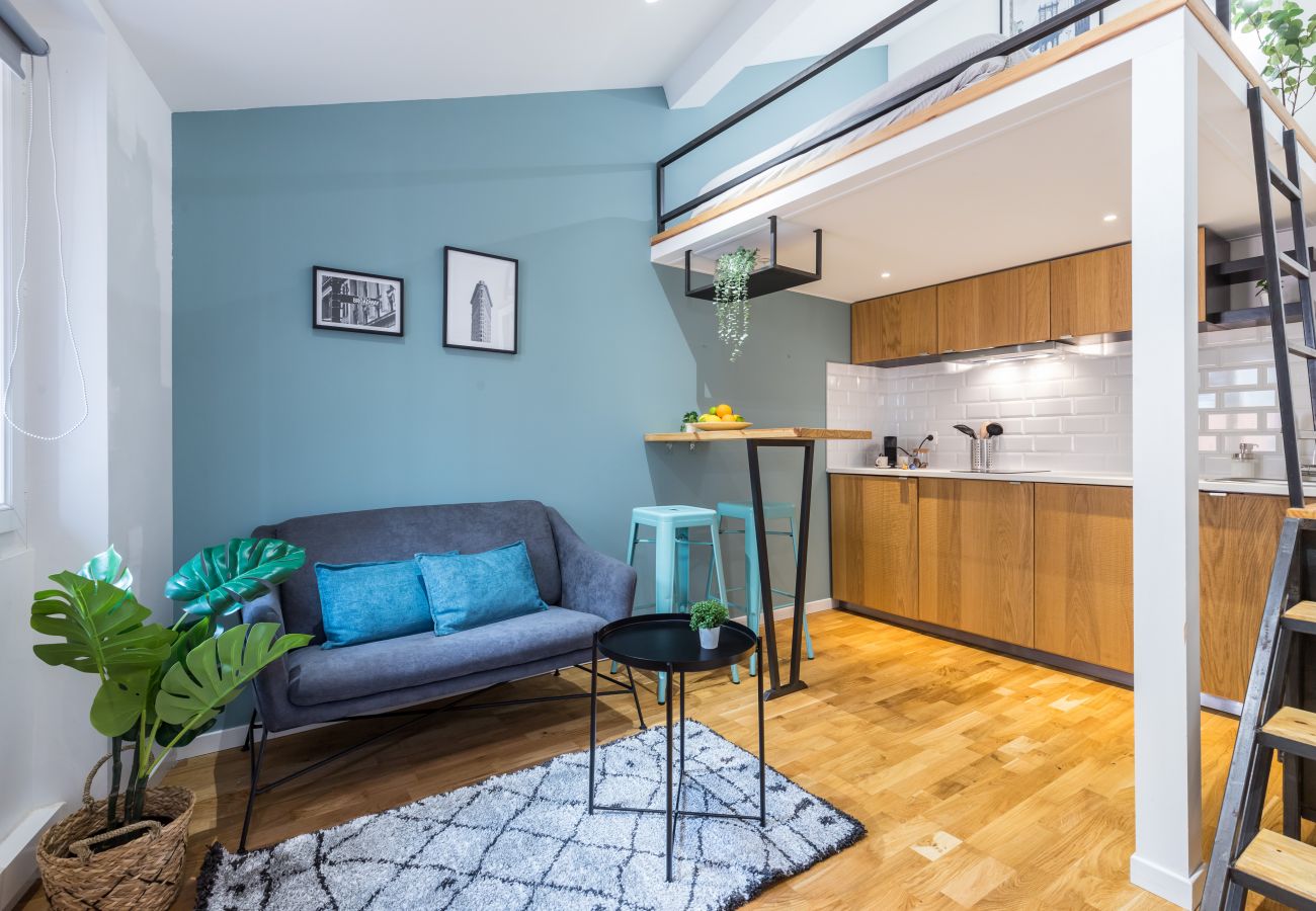 Appartement à Nice - Studio Mezzanine en plein coeur du vieux Nice 