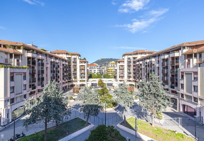 Appartement à Nice - Beau 2 pièces lumineux et cosy - A/C Appartement à Nice - Beau 2 pièces lumineux et cosy - A/C