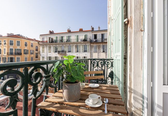 Studio à Nice - Studio contemporain en plein coeur de Nice - A/C Studio à Nice - Studio contemporain en plein coeur de Nice - A/C