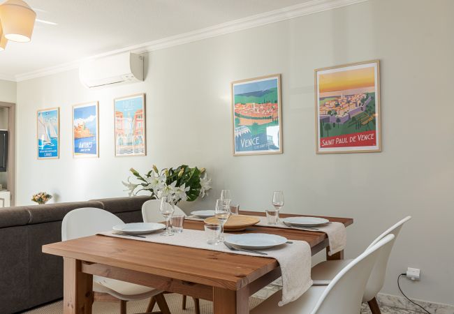 Appartement à Saint-Laurent-du-Var - Grand 3p familial - 300m de la mer - A/C Appartement à Saint-Laurent-du-Var - Grand 3p familial - 300m de la mer - A/C