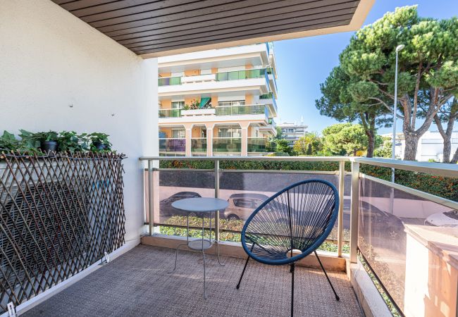 Appartement à Saint-Laurent-du-Var - Grand 3p familial - 300m de la mer - A/C Appartement à Saint-Laurent-du-Var - Grand 3p familial - 300m de la mer - A/C