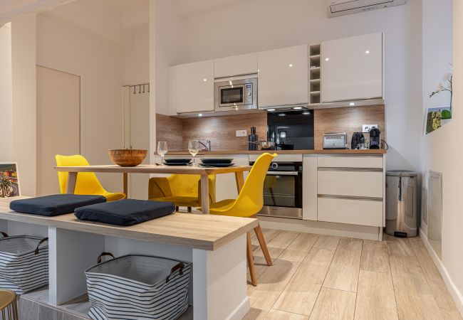 Appartement à Nice - Coeur de la Vieille Ville - Climatisé Appartement à Nice - Coeur de la Vieille Ville - Climatisé