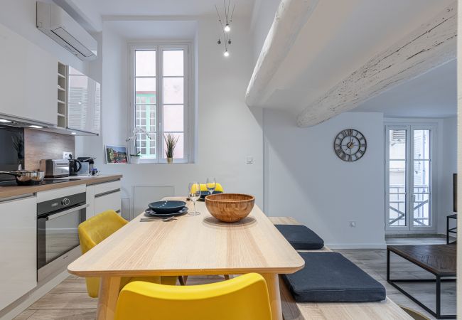 Appartement à Nice - Coeur de la Vieille Ville - Climatisé Appartement à Nice - Coeur de la Vieille Ville - Climatisé