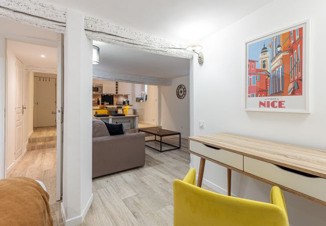 Appartement à Nice - Coeur de la Vieille Ville - Climatisé Appartement à Nice - Coeur de la Vieille Ville - Climatisé