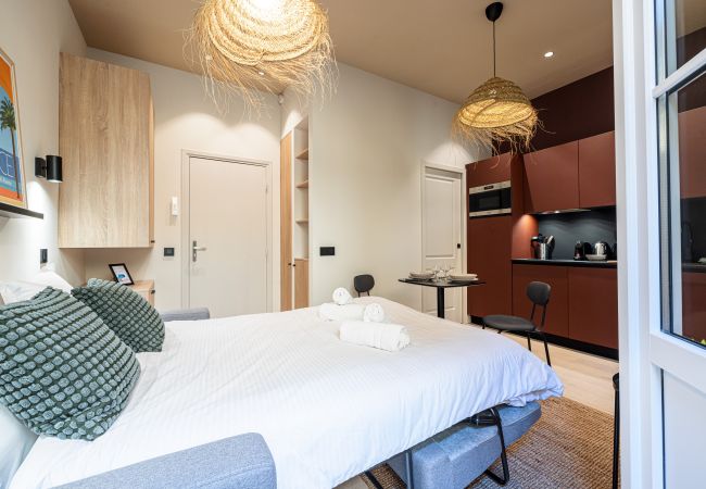 Studio à Nice - Studio avec terrasse climatisé - Quartier du Port Studio à Nice - Studio avec terrasse climatisé - Quartier du Port