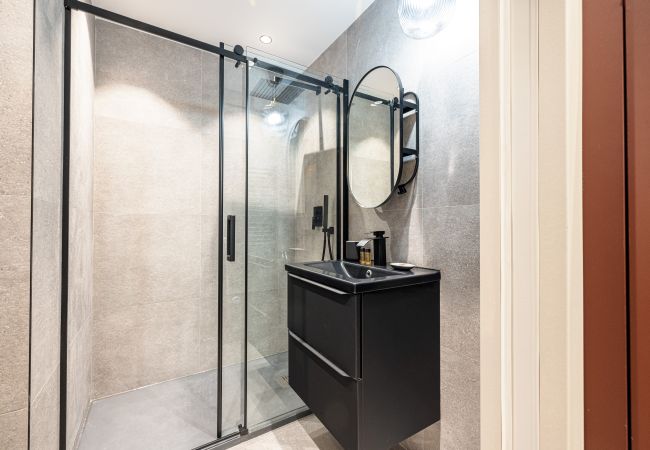 Studio à Nice - Studio avec terrasse climatisé - Quartier du Port Studio à Nice - Studio avec terrasse climatisé - Quartier du Port