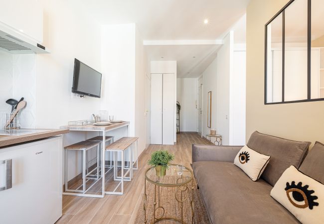 Appartement à Nice - Studio lumineux - Riquier - Climatisé Appartement à Nice - Studio lumineux - Riquier - Climatisé