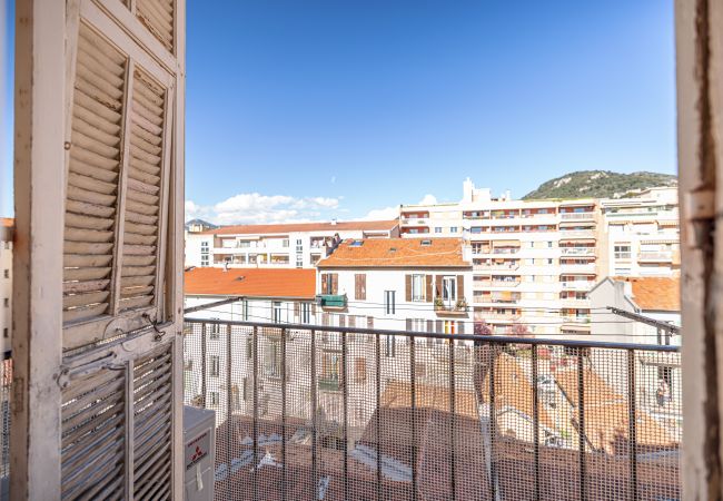 Appartement à Nice - Studio lumineux - Riquier - Climatisé Appartement à Nice - Studio lumineux - Riquier - Climatisé