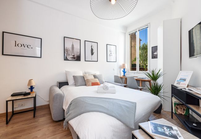 Studio à Nice - Joli studio équipé - Quartier du Port Studio à Nice - Joli studio équipé - Quartier du Port