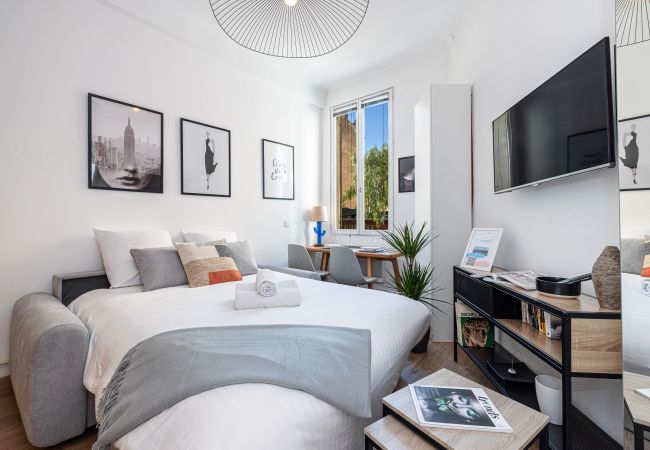 Studio à Nice - Joli studio équipé - Quartier du Port Studio à Nice - Joli studio équipé - Quartier du Port