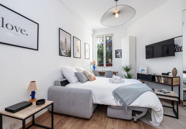 Studio à Nice - Joli studio équipé - Quartier du Port Studio à Nice - Joli studio équipé - Quartier du Port