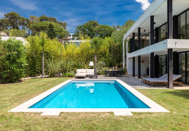 Villa à Mougins - Villa Unique - Contemporaine - Piscine - Climatisation Villa à Mougins - Villa Unique - Contemporaine - Piscine - Climatisation