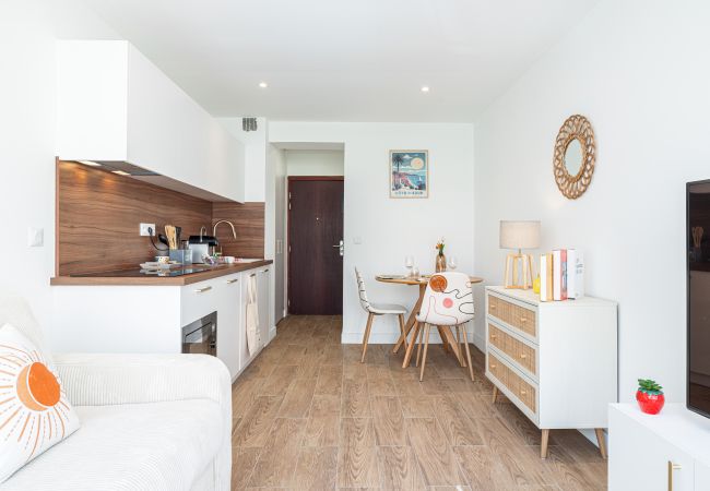 Studio à Nice - Magnifique studio climatisé - Les Clémentines Studio à Nice - Magnifique studio climatisé - Les Clémentines