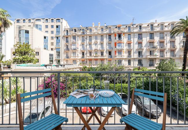 Studio à Nice - Magnifique studio climatisé - Les Clémentines Studio à Nice - Magnifique studio climatisé - Les Clémentines
