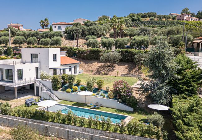 Maison à Nice - Villa contemporaine Crémat - Piscine - Climatisée Maison à Nice - Villa contemporaine Crémat - Piscine - Climatisée