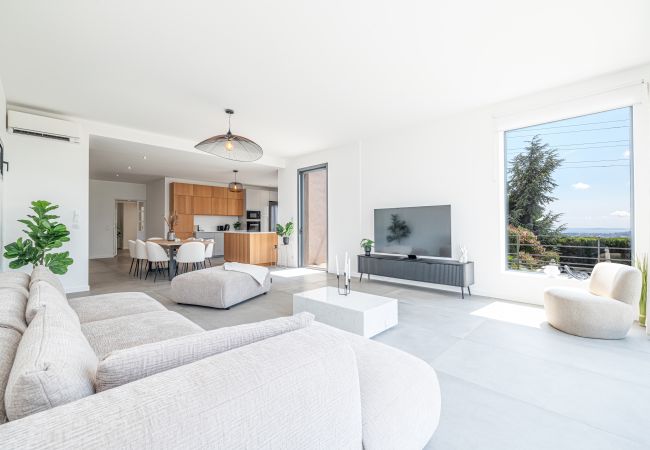 Maison à Nice - Villa contemporaine Crémat - Piscine - Climatisée Maison à Nice - Villa contemporaine Crémat - Piscine - Climatisée