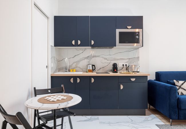 Appartement à Nice - Joli studio climatisé - proche Promenade des Anglais Appartement à Nice - Joli studio climatisé - proche Promenade des Anglais