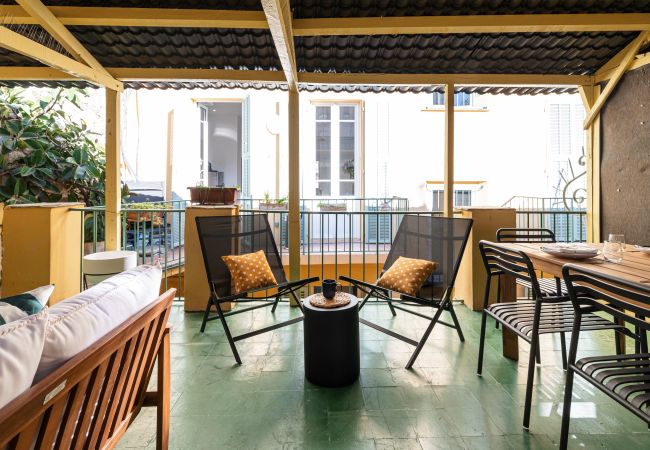 Appartement à Nice - Joli appartement avec terrasse - 3 chambres Appartement à Nice - Joli appartement avec terrasse - 3 chambres