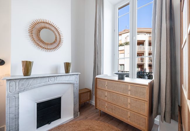 Appartement à Nice - Joli appartement avec terrasse - 3 chambres Appartement à Nice - Joli appartement avec terrasse - 3 chambres