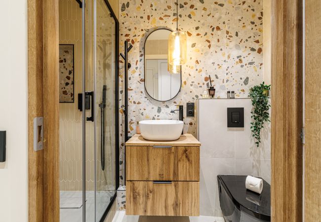 Appartement à Nice - Joli appartement climatisé - 1 chambre - Proche gare Appartement à Nice - Joli appartement climatisé - 1 chambre - Proche gare