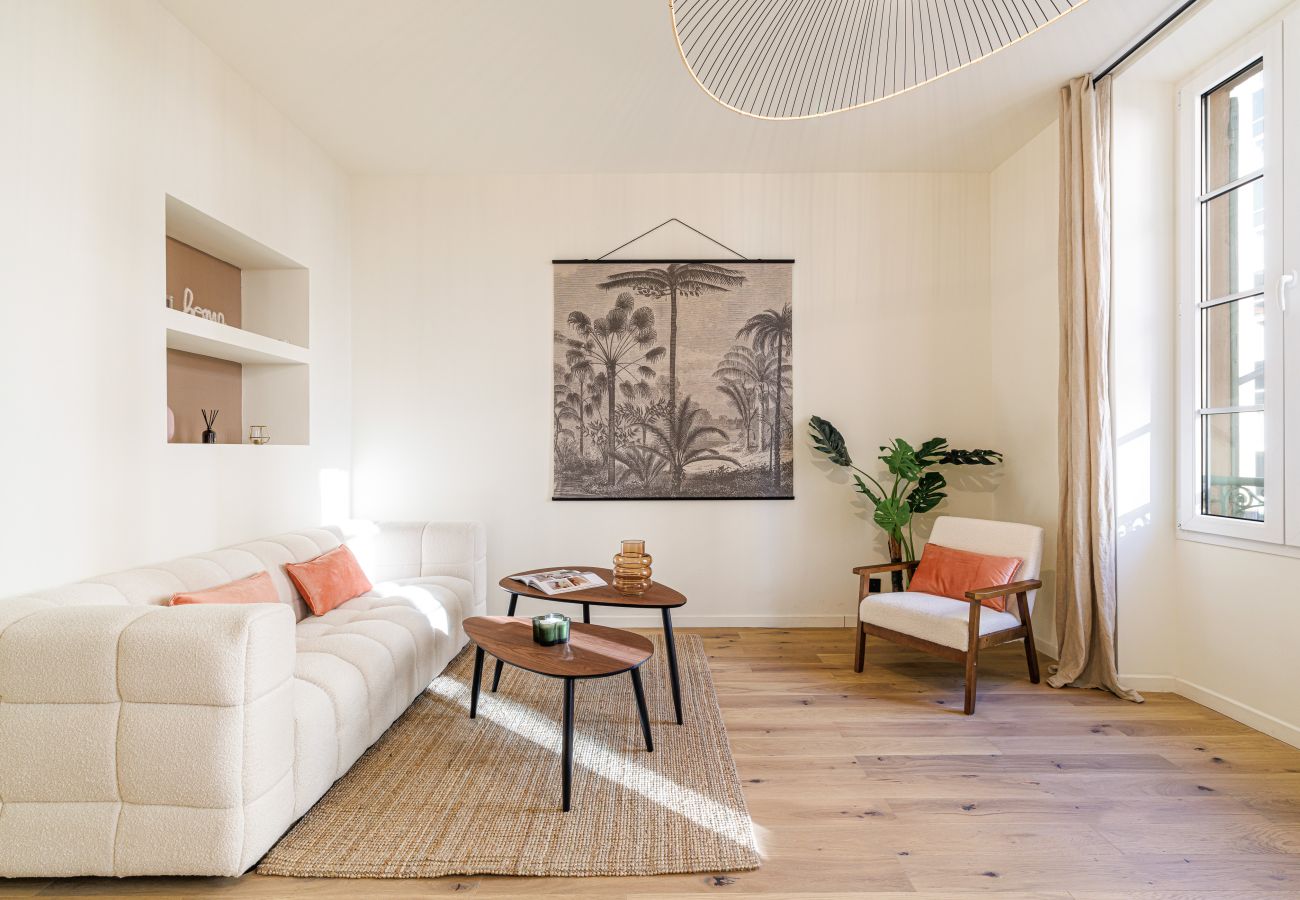 Appartement à Nice - Joli appartement climatisé - 1 chambre - Proche gare Appartement à Nice - Joli appartement climatisé - 1 chambre - Proche gare