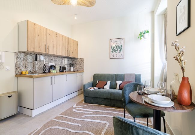 Appartement à Nice - Charmant 2 pièces - Centre-ville Appartement à Nice - Charmant 2 pièces - Centre-ville