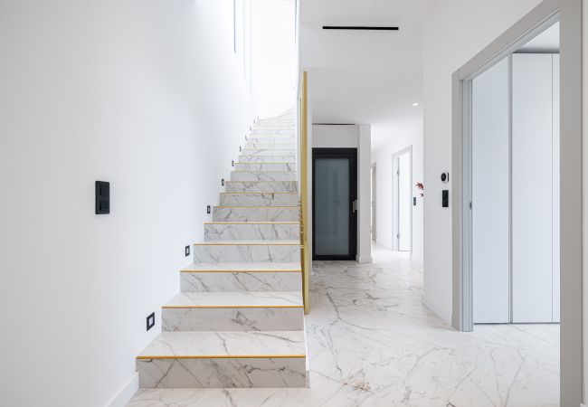 Villa à Mougins - Villa d’Exception à Mougins – Luxe, Piscine et Spa Villa à Mougins - Villa d’Exception à Mougins – Luxe, Piscine et Spa