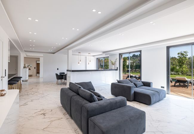 Villa à Mougins - Villa d’Exception à Mougins – Luxe, Piscine et Spa Villa à Mougins - Villa d’Exception à Mougins – Luxe, Piscine et Spa