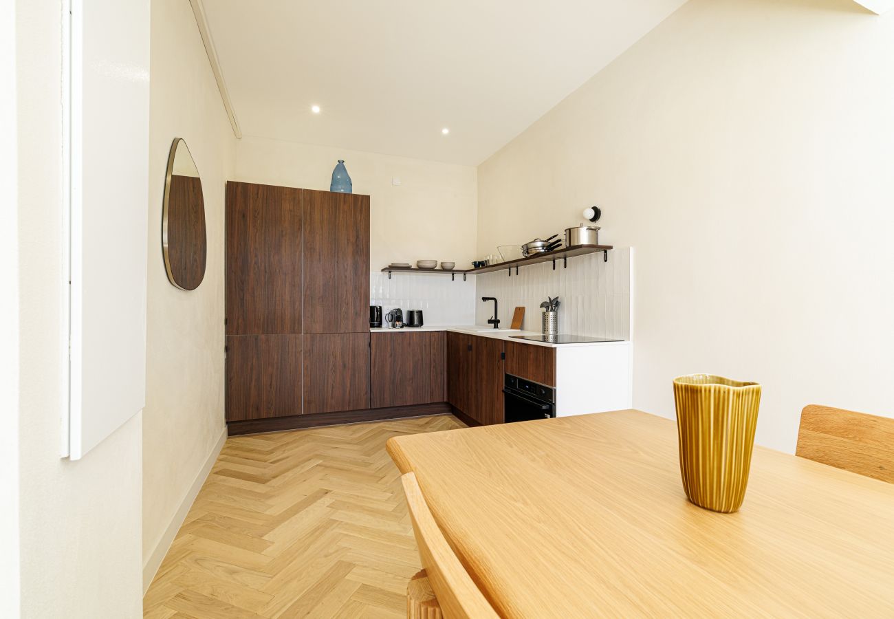 Appartement à Nice - Un havre de paix climatisé avec jardin et jacuzzi Appartement à Nice - Un havre de paix climatisé avec jardin et jacuzzi